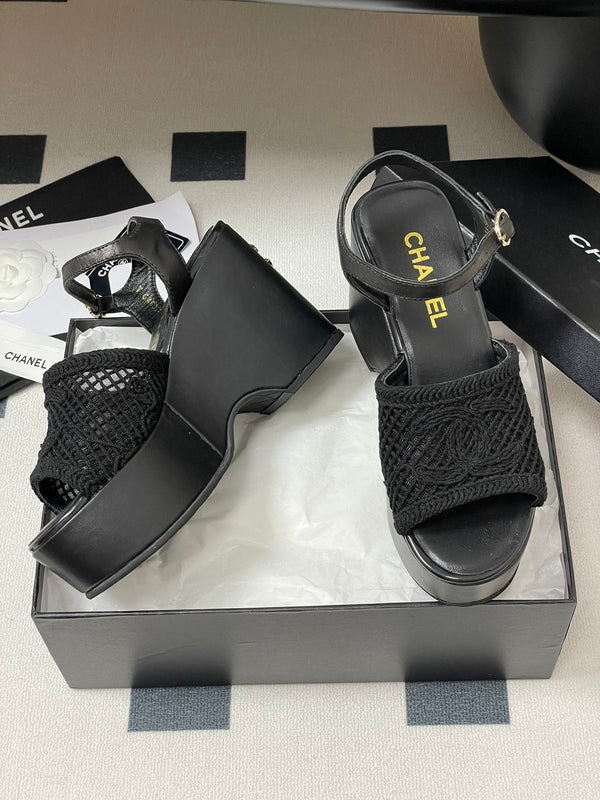 CC 25S Small Wedge Thick-Soled Sandal 10cm Black Woven 247606