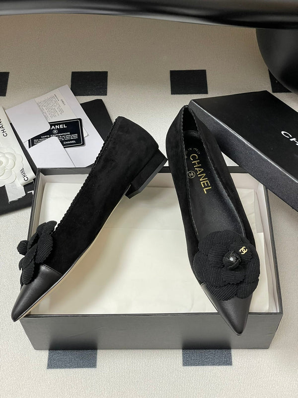 CC 25C Classic Camellia Pointed High Heels Flat 15mm Black Suede 247610
