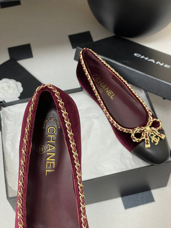 CC 25S 20mm Chain Bow Single Flat Burgundy Velvet Black Sheepskin 247653