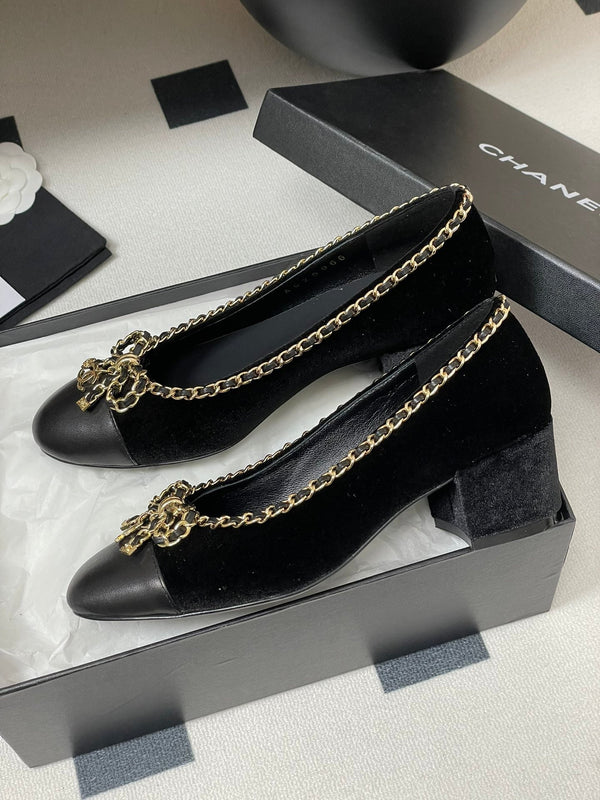 CC 25S 60mm Chain Bow Single Pumps Black Velvet Sheepskin 247660
