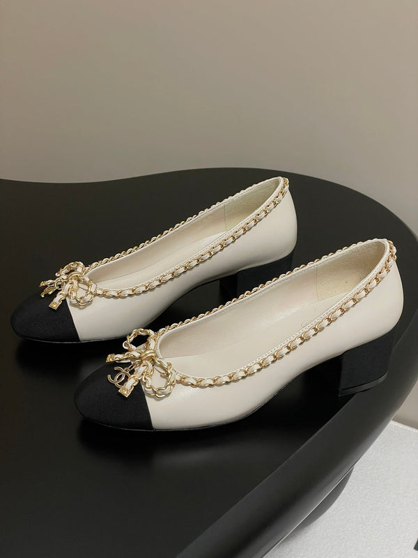 CC 25S 60mm Chain Bow Single Pumps White Sheepskin Black Grosgrain 247663