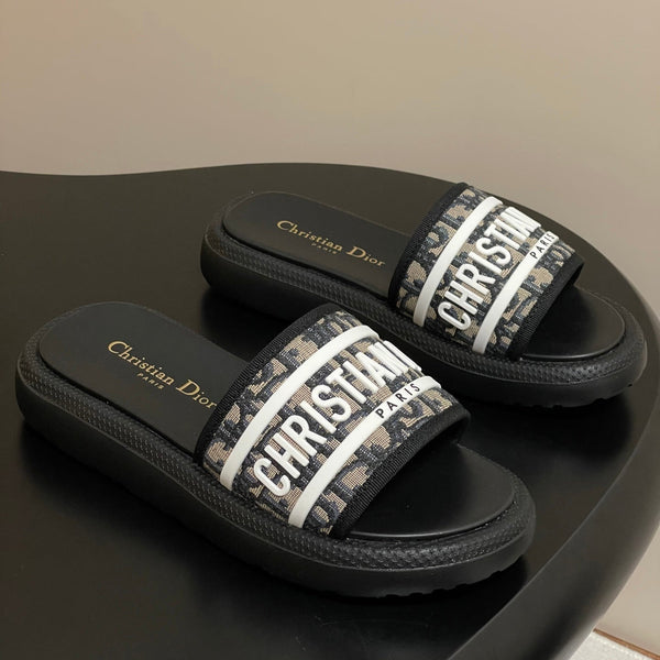 CD 25 Slippers Black White Fabric 394063