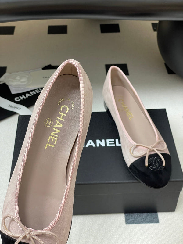 CC 25 Ballet Flat Blush Pink Suede 393998