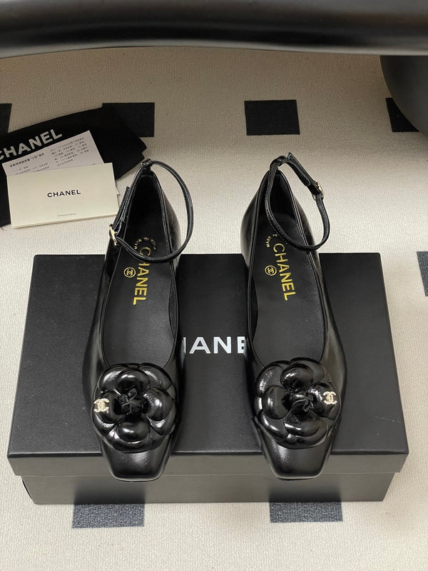 CC 25s Métiers d’art Ballet flats 10mm Black Cowhide 413310