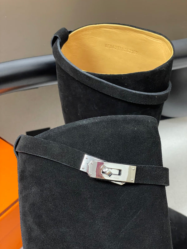 HM Jumping Boots Black Kelly Buckle Suede 423267