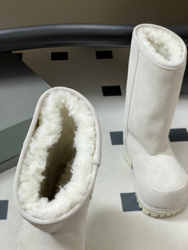 Balenciaga High Snow Boots White Suede 535032