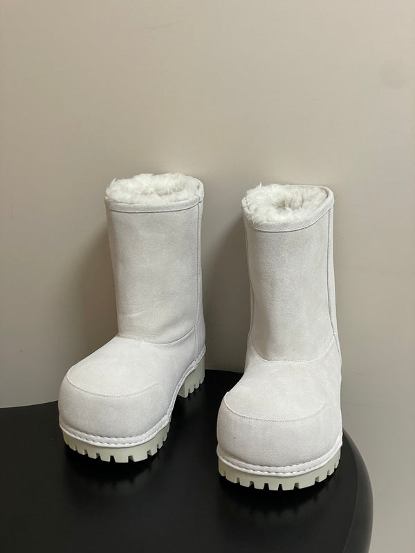 Balenciaga Low Snow Boots White Suede 535035