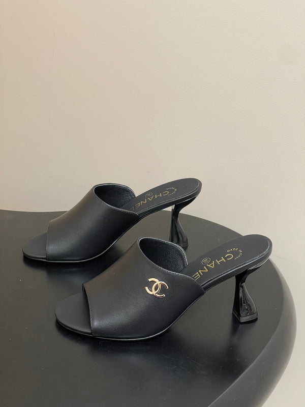 CC 26 Sandale noire agneau 593324