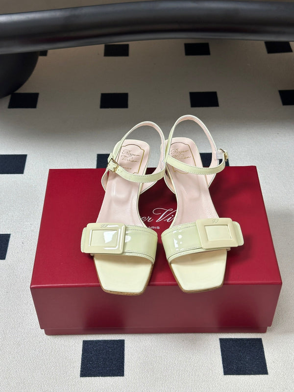RV Belle Vivier Sandals Cream Patent Leather 835127