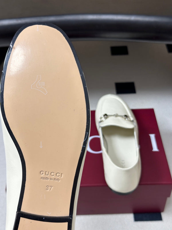 GG 26s Horsebit Loafers Flat White Glossy Leather 952567
