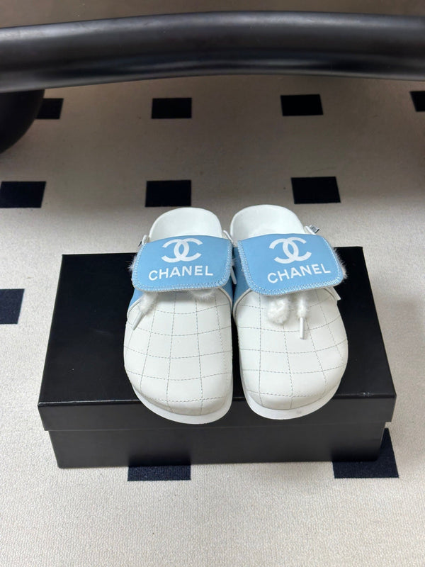 CC 26s Mules Blue White Quilted Leather Shearing 952554