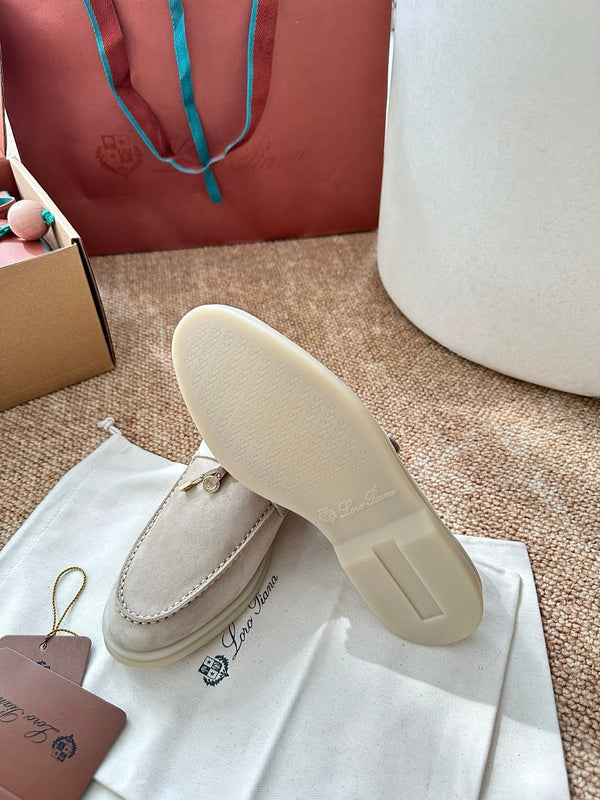 Loro Piana Charms Walk Flat Mules Apricot Suede 623556