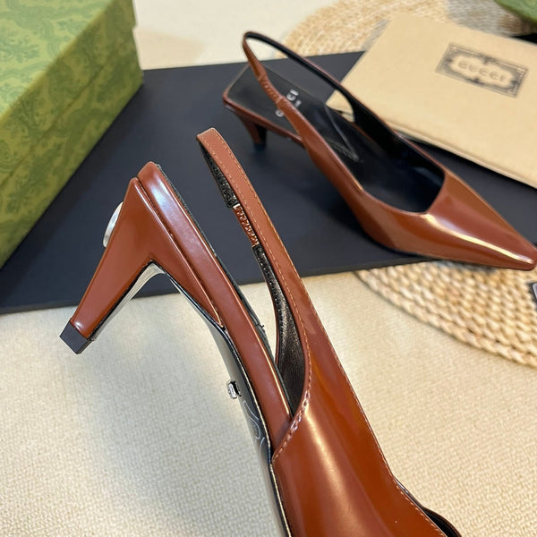 Slingback GG da donna in pelle liscia con logo G color marrone pan di zenzero