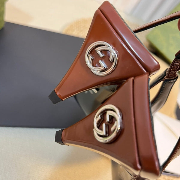 Slingback GG da donna in pelle liscia con logo G color marrone pan di zenzero