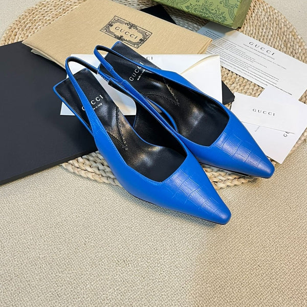 Slingback GG da donna con logo a punta e lettera G in argento, blu azzurro