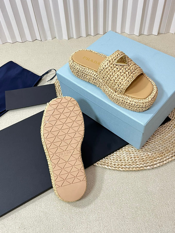 Crochet Flatform Slides 40 Beige