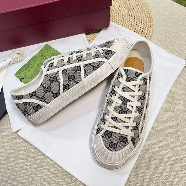 Sneakers GG Julio Canvas Nero Caro