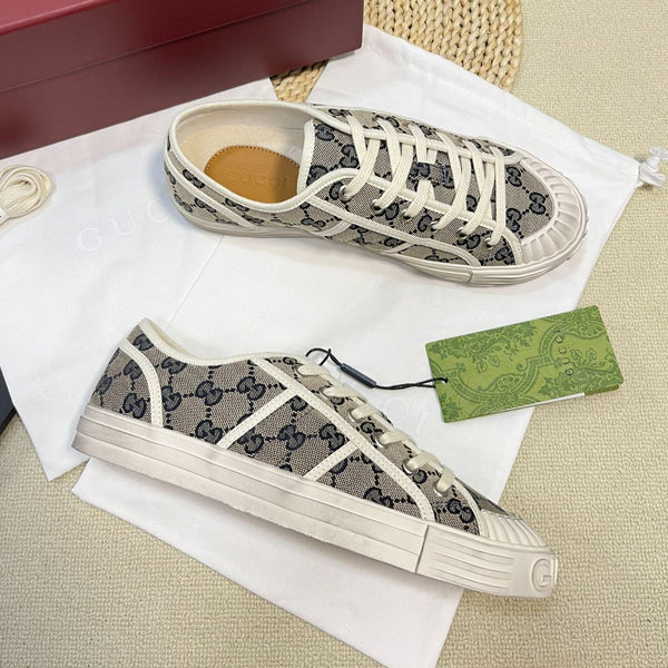 Sneakers GG Julio Canvas Nero Caro