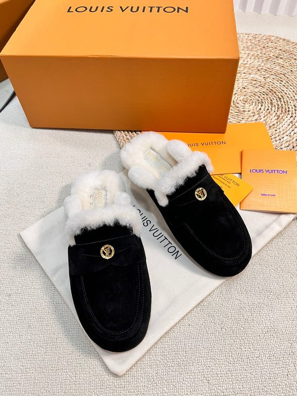 ZOCCOLI LV COSY FLAT COMFORT IN CAMOSCIO NERO E FODERA IN SHEARLING