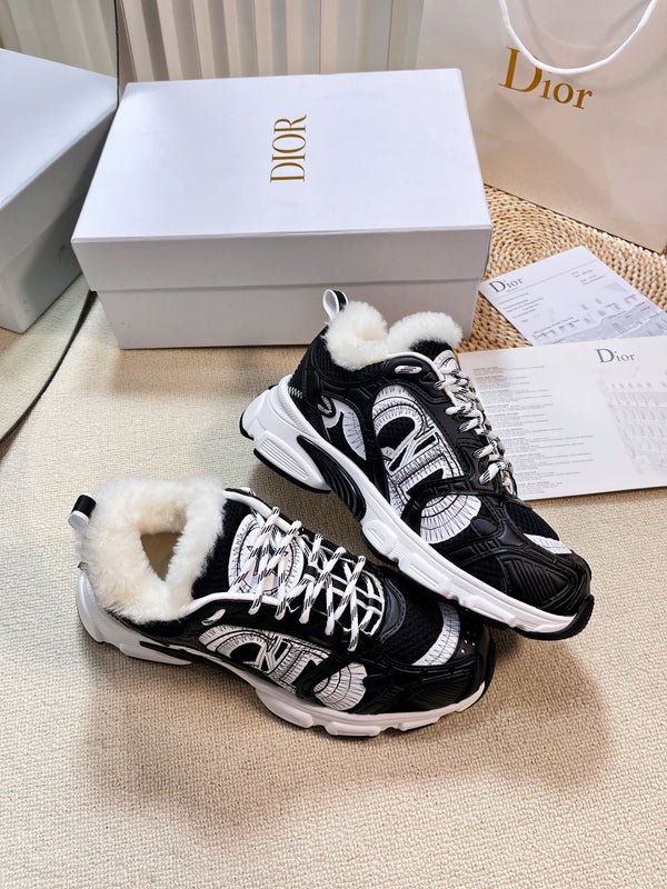 CD Chrono Sneaker In Black Mesh Fabric With Fleece Lining 992620