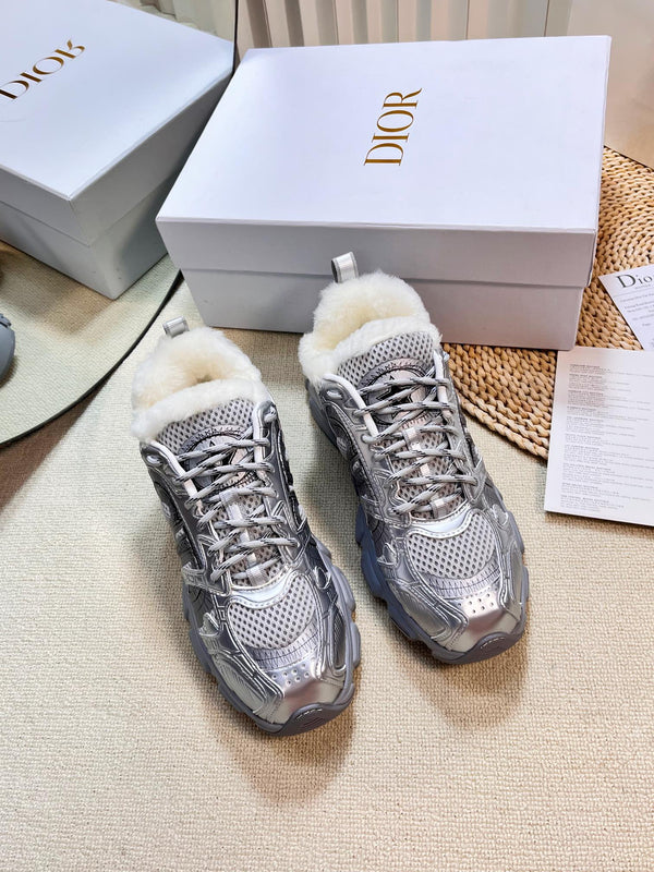 CD Chrono Sneaker In Silver Mesh Fabric With Fleece Lining 992619