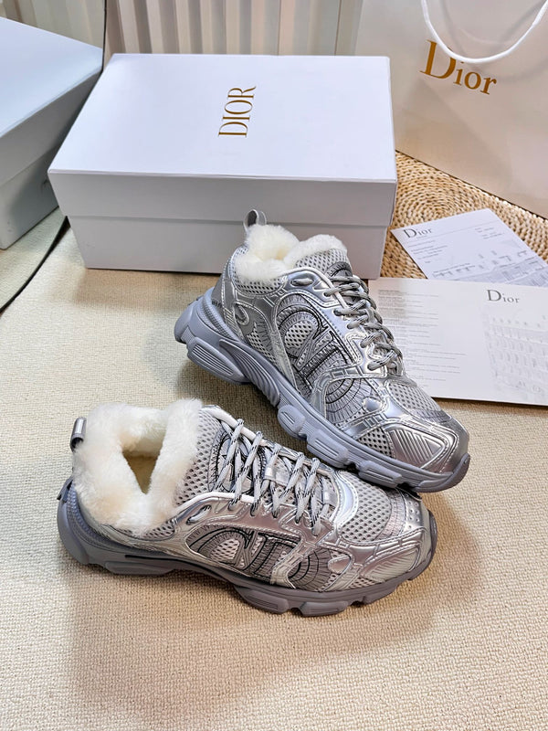 CD Chrono Sneaker In Silver Mesh Fabric With Fleece Lining 992619