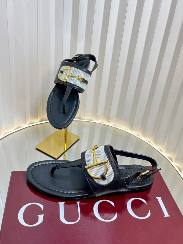 Sandalo infradito GC 25 in tela nera e pelle di pecora 294672