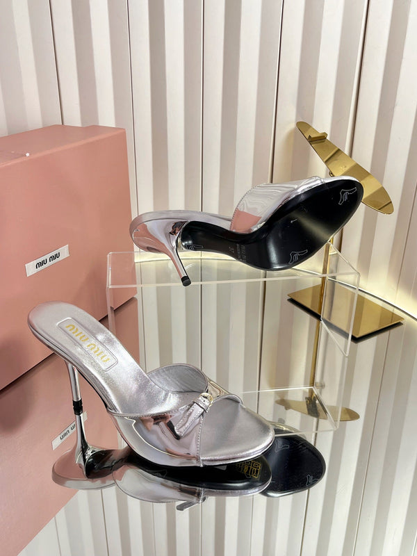 Miu Buckle Mules 75mm Sliver Patent Leather 880203