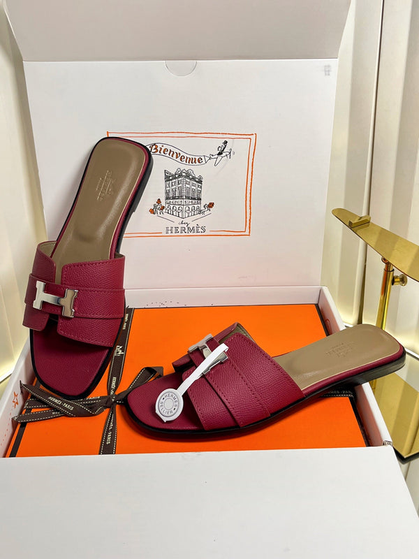 HM 26s Oran Sandals In Burgundy Epsom Calfskin Silver Hardware