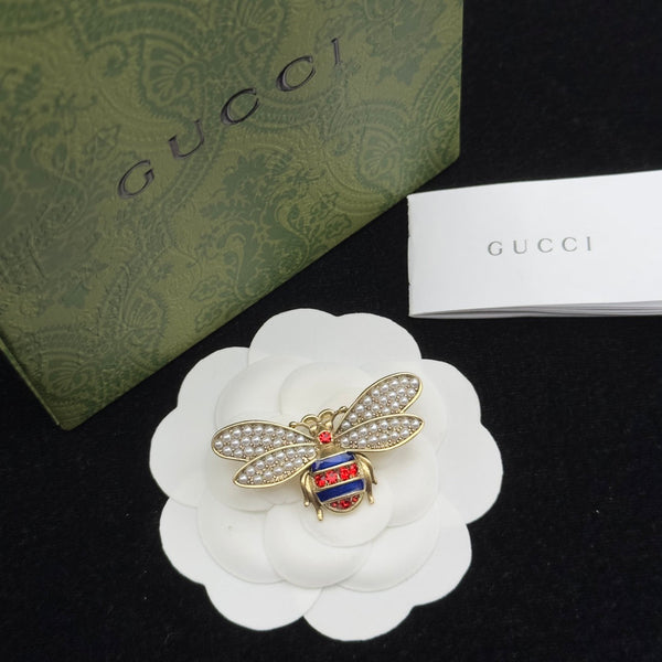Gucci Brooch Gold 184041
