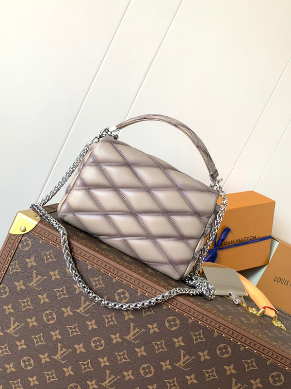 LV GO-14 MM 23cm Taupe Gray Lambskin Metal HW