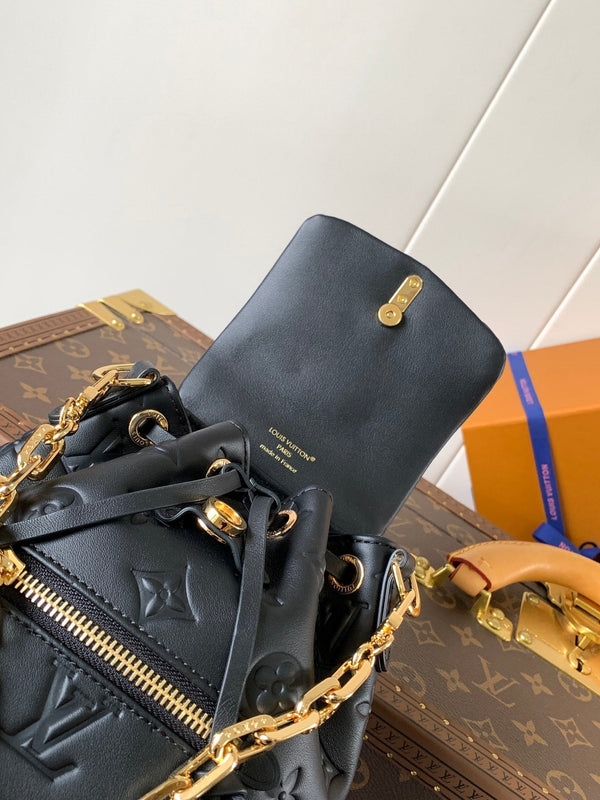 Zaino LV Coussin 20cm in pelle nera e oro 252655