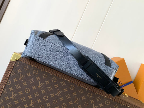 LV Nano LV Biker 38cm Nero Grigio Chiaro Pelle di Pecora e Pelle di Vacchetta Metallo