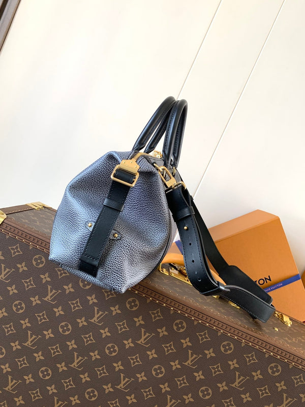 LV Nano LV Biker 38cm Nero Grigio Chiaro Pelle di Pecora e Pelle di Vacchetta Metallo