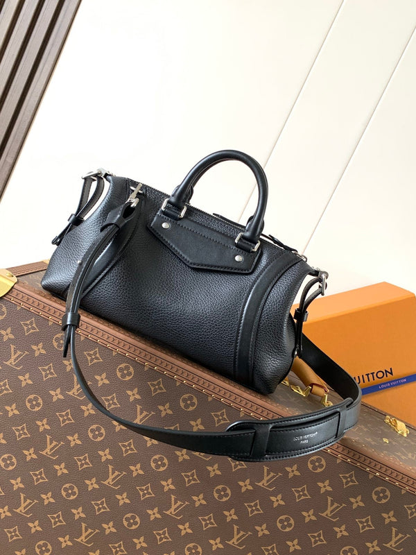 LV Nano LV Biker 38cm Nero Pelle di pecora e pelle di mucca Metallo