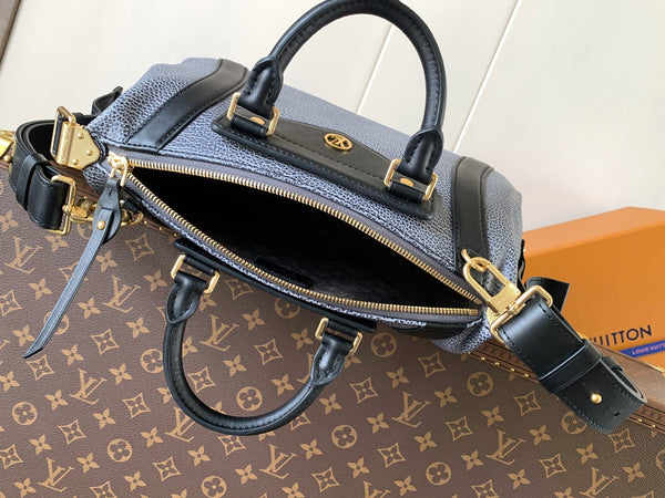 LV Nano LV Biker 30cm Nero Grigio Chiaro Pelle di Pecora e Pelle di Vacchetta Metallo