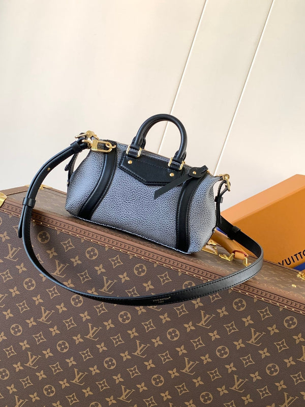 LV Nano LV Biker 23cm Nero Grigio Chiaro Pelle di Pecora e Pelle di Vacchetta Metallo