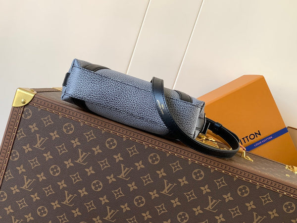 LV Nano LV Biker 23cm Nero Grigio Chiaro Pelle di Pecora e Pelle di Vacchetta Metallo