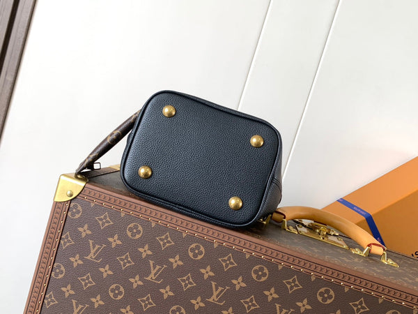 LV Low Key All In BB 16cm Pelle di vacchetta nera GHW