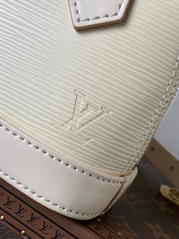 LV Alma BB Handbag 18cm White Epi Cowhide Metal HW