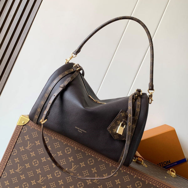 LV M26359 Express MM Handbag 36cm Black Cowhide GHW