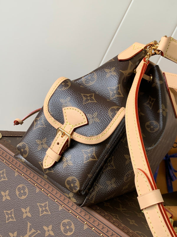 LV Odyssee MM 36cm Brown Beige Monogram Canvas & Cowhide