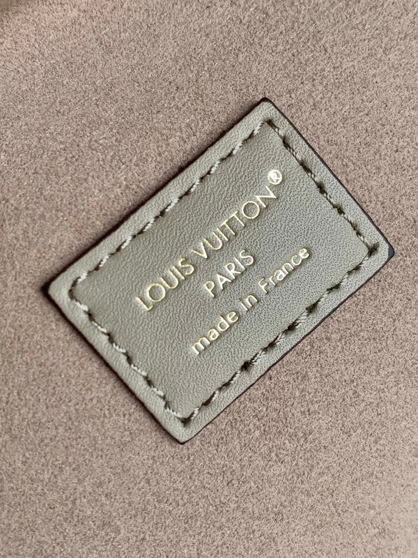 LV City Avenue PM 38.5cm Apricot Monogram Embossed Shadow Cowhide