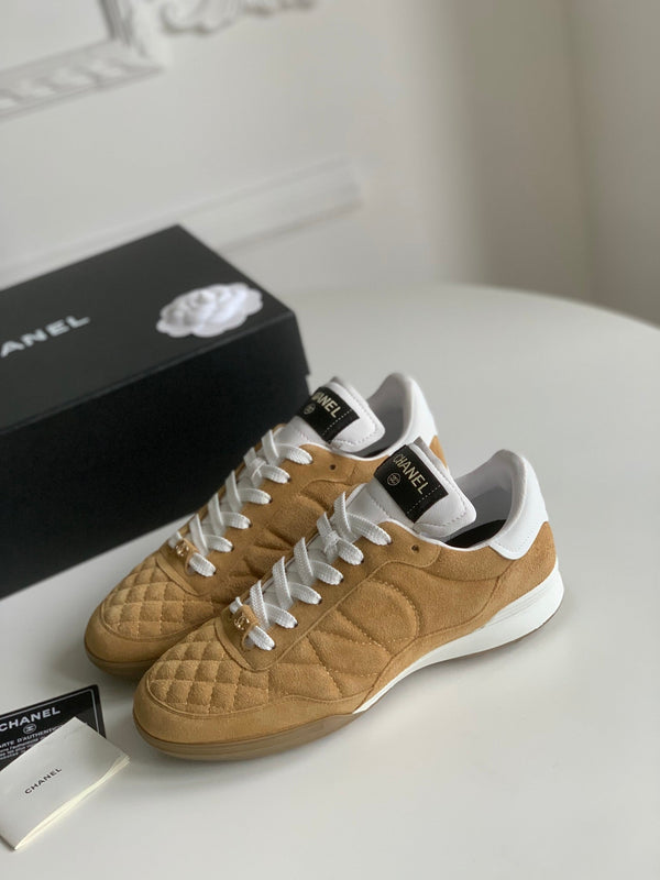 CC Sneaker In Brown Suede Quilted 143548