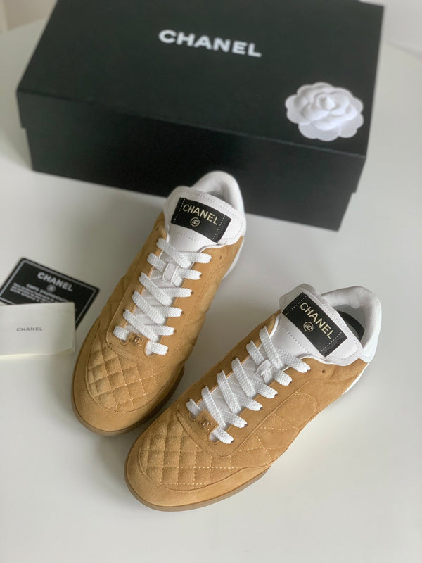 CC Sneaker In Brown Suede Quilted 143548