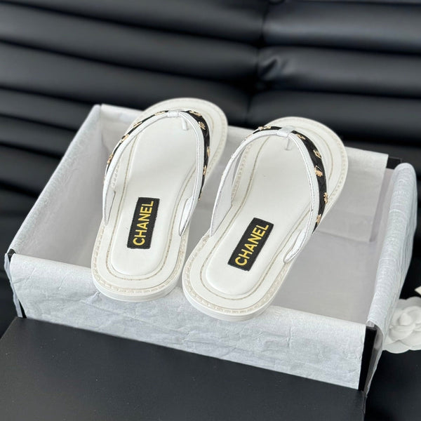 Double C Thong Sandals Lambskin White Black