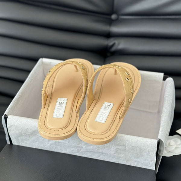 Double C Thong Sandals Lambskin Tan Brown