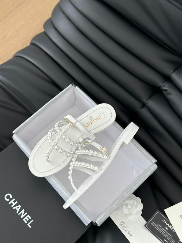 CC 26s Mule Slippers With Pearl Chain White Lambskin