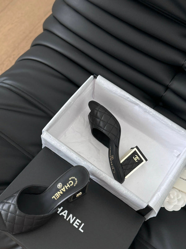 sandalo cc 70 in vitello trapuntato nero