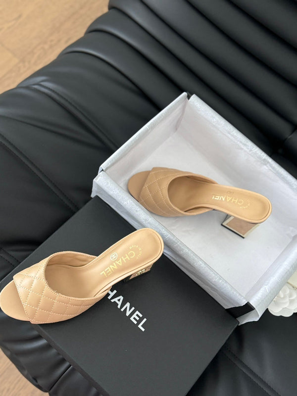 cc sandal 70 beige quilted calfskin